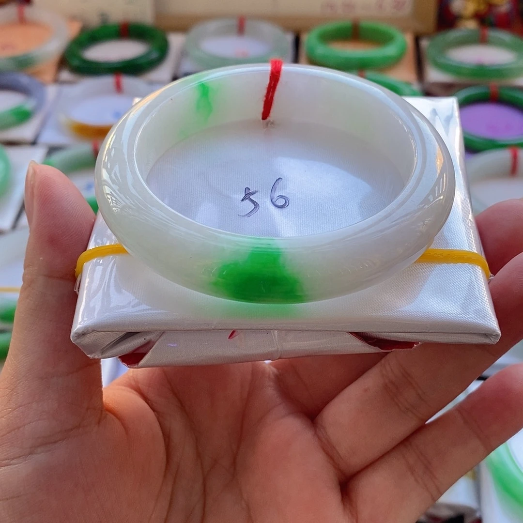 未镶嵌手镯翡翠24号