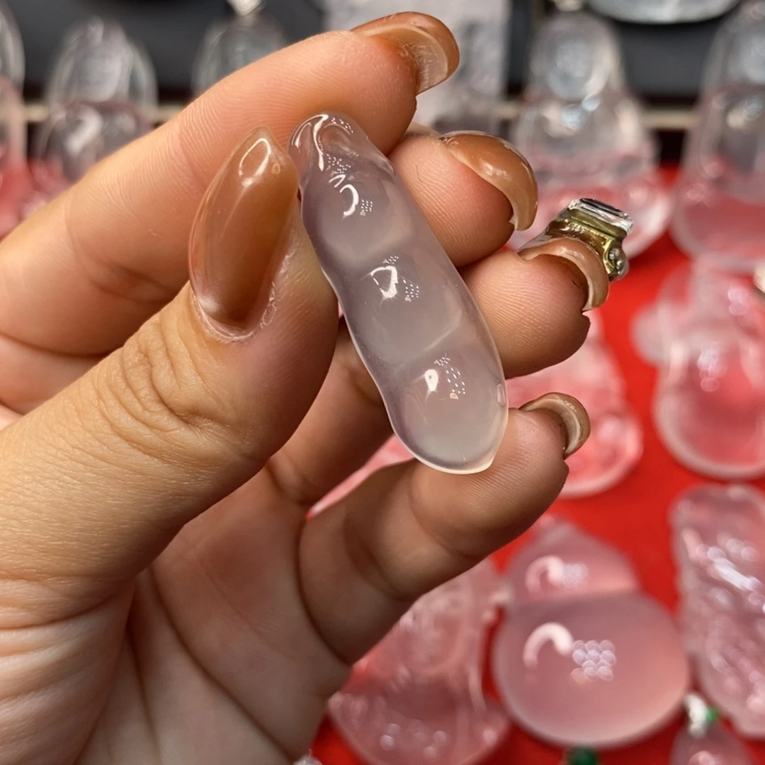 石英质玉未镶嵌吊坠