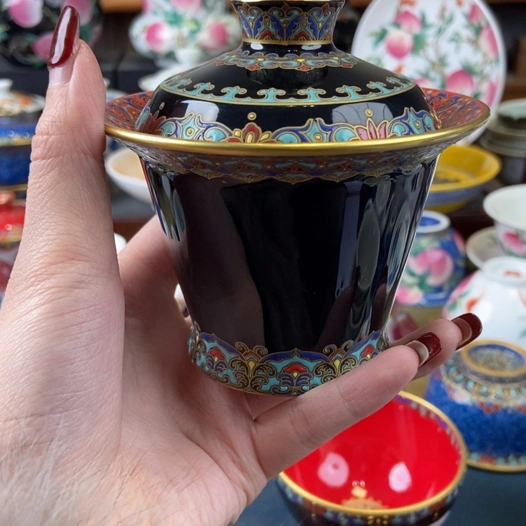 亲亲我的小姐姐们w