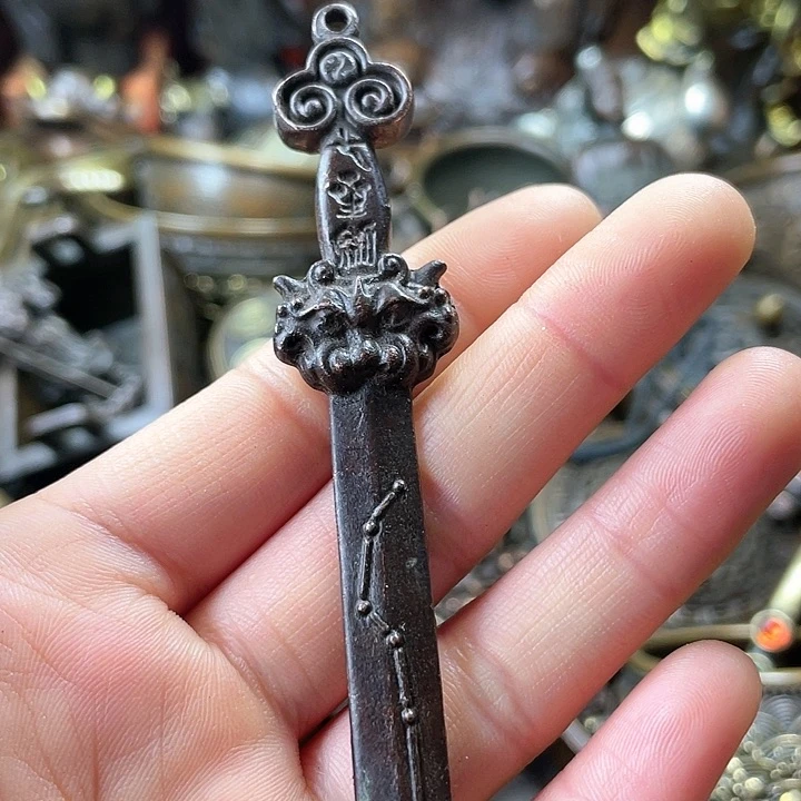 全是铜铜铜器铜器