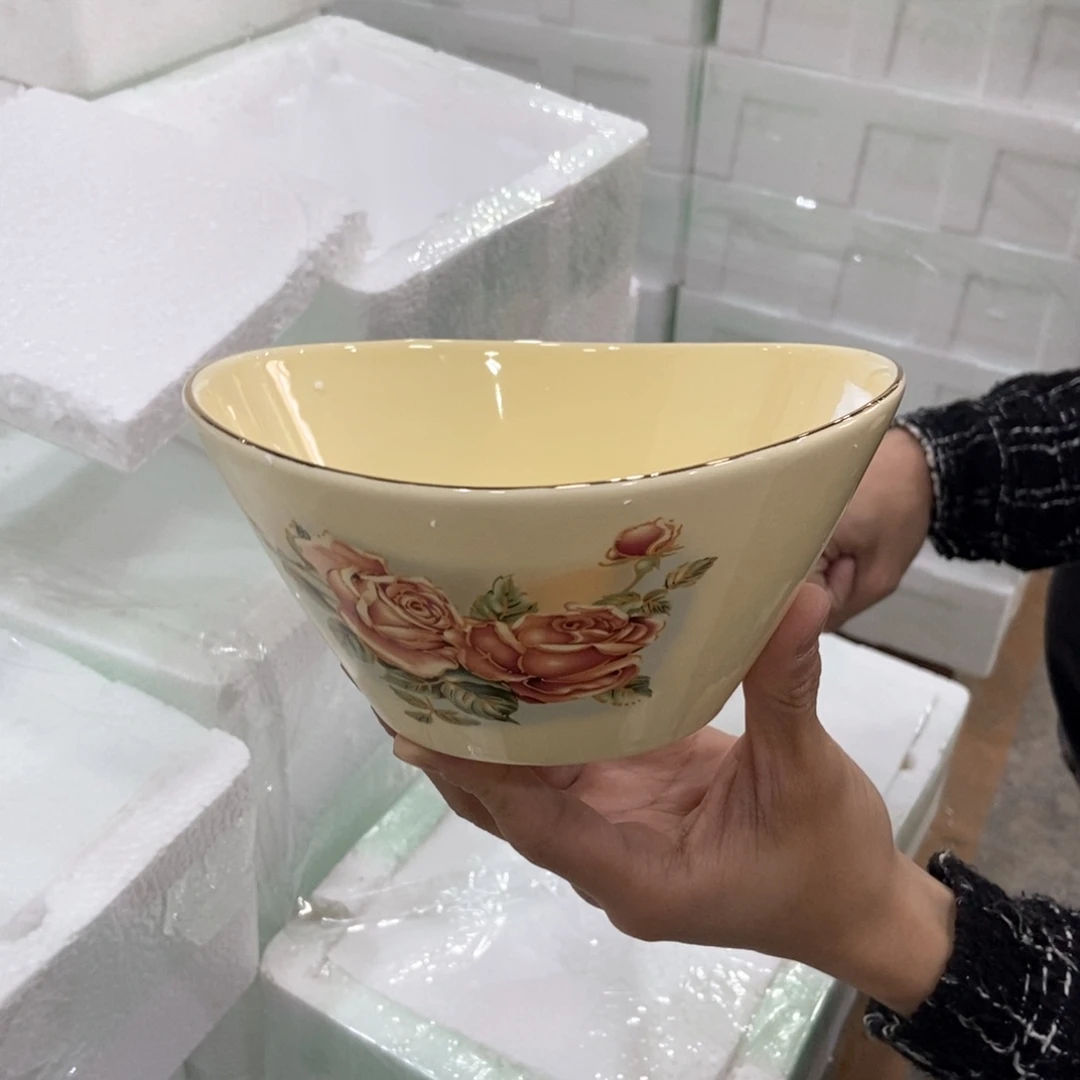 星博陶瓷………………。19