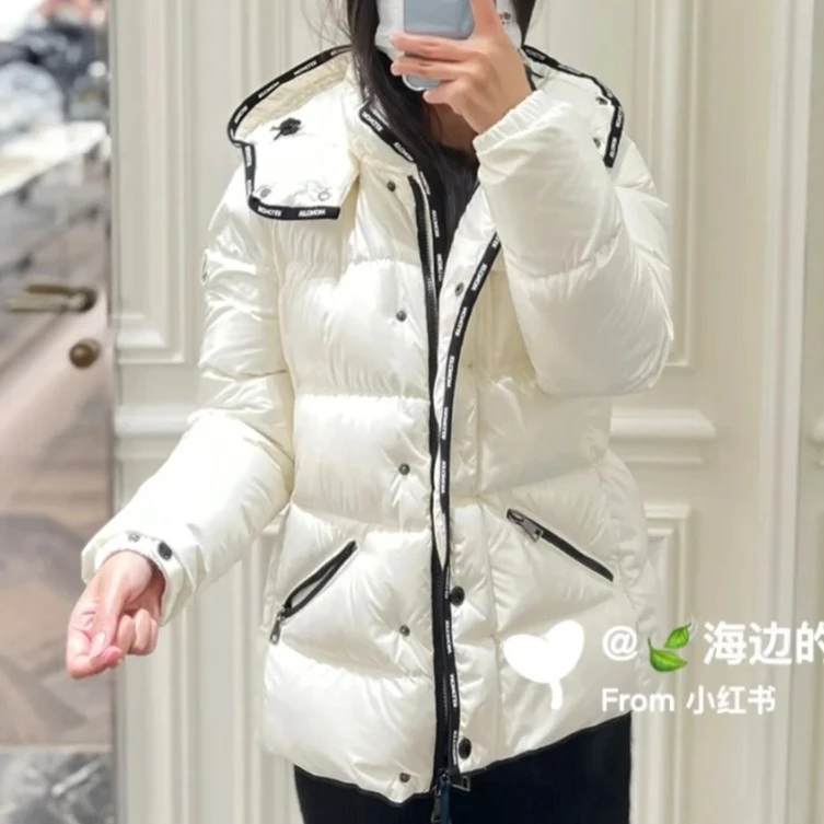未使用 MONCLER 未使用蒙口flumet白色黑白拼接字母logo羽绒服女