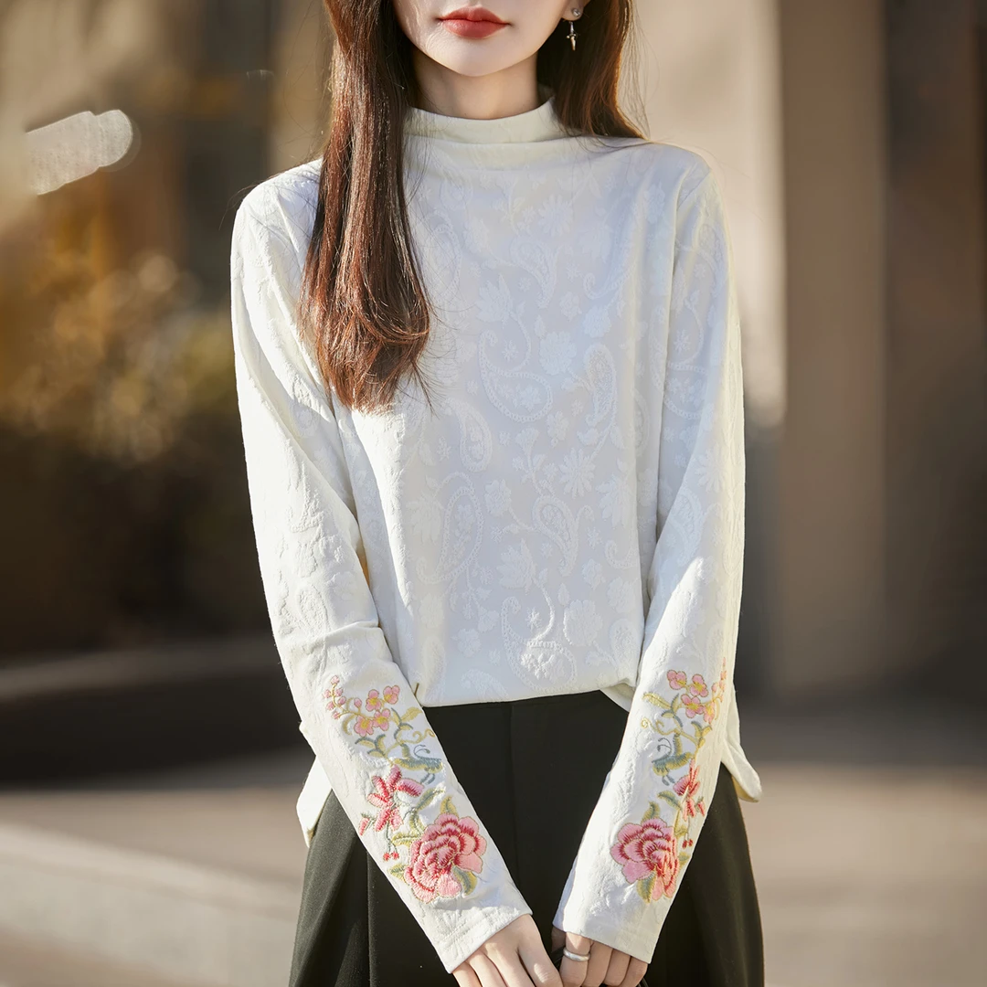 时尚品牌古典加绒绣花半高领针织衫复古保暖打底衫时尚上衣