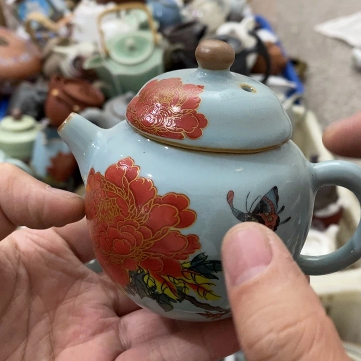 陶瓷艺术品及陶瓷壶