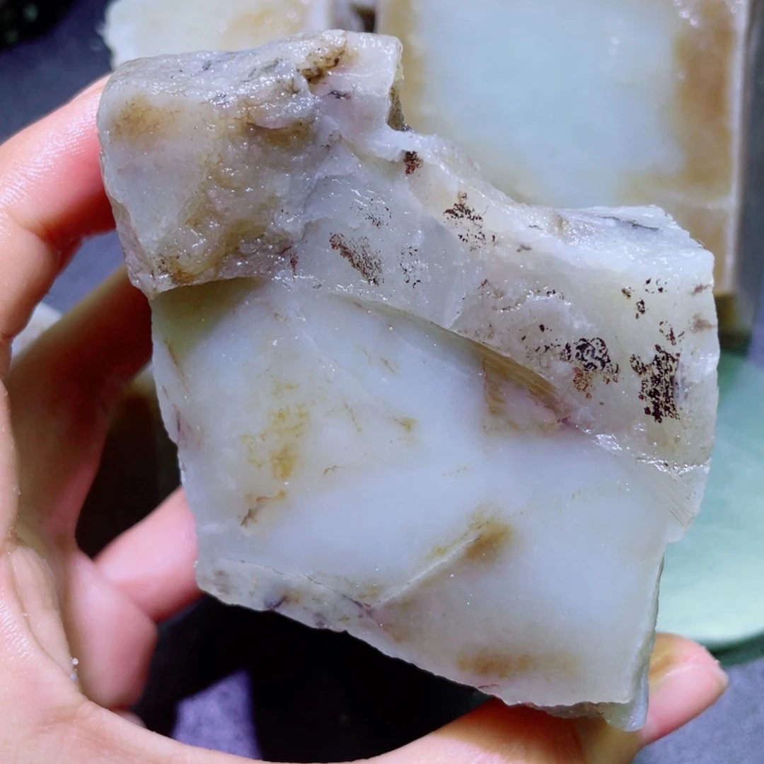 和田玉未镶嵌珠宝半成品