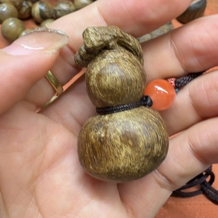 沉香吊坠馨安居沉香定制款