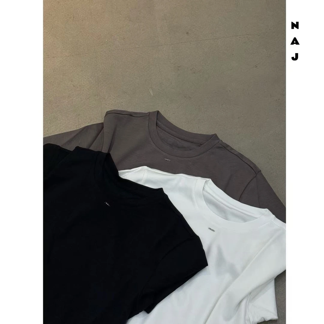 【莫代尔短T】2026aw合身显壮版一款上身不想脱下来的打底短T男