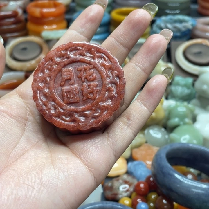 颈饰合金石英质玉