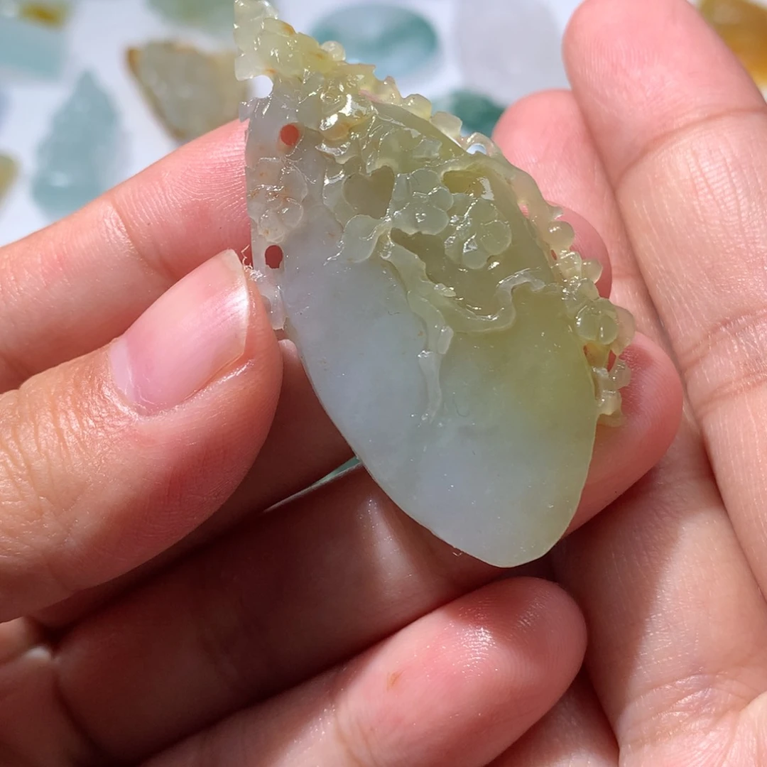 未镶嵌定制翡翠梅花牌