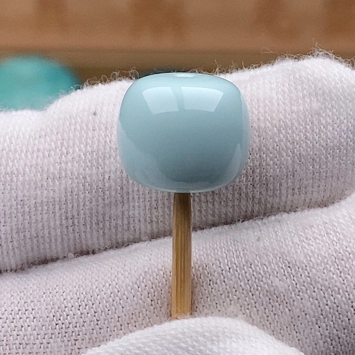 绿松石未镶嵌珠宝奇石12