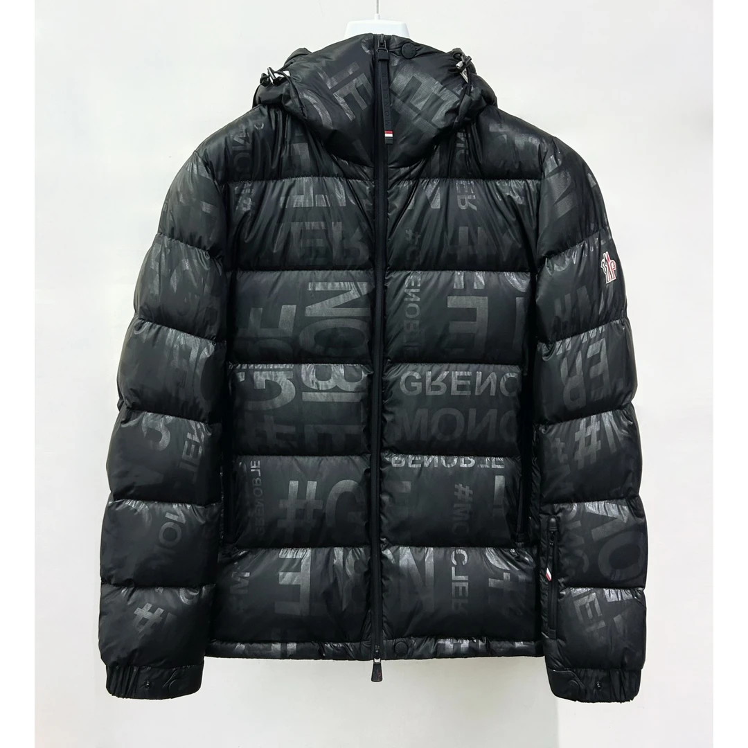 未使用 MONCLER ISORNO 满印字母logo连帽羽绒服 1A00053