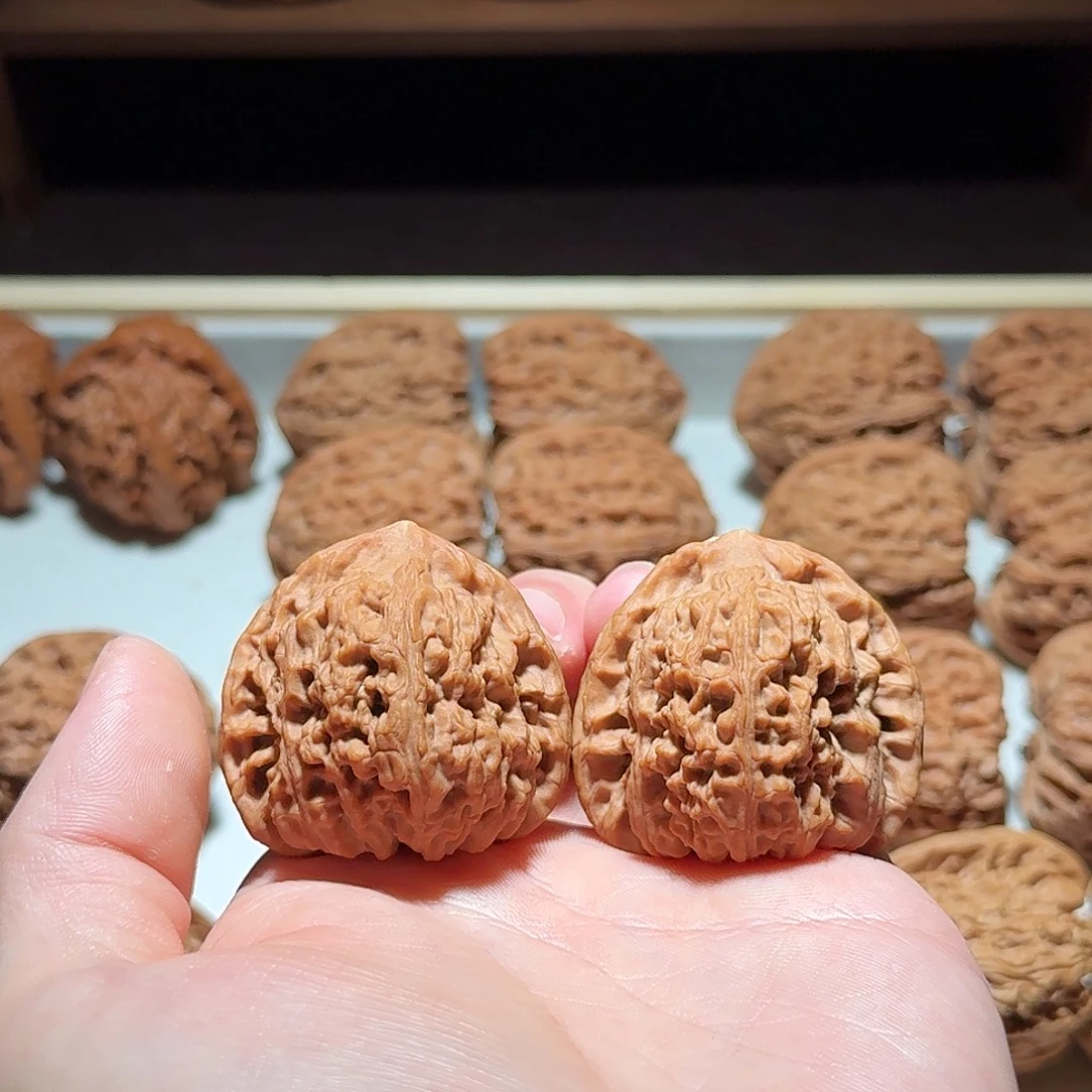 把件文玩核桃三角南疆顺丰到付