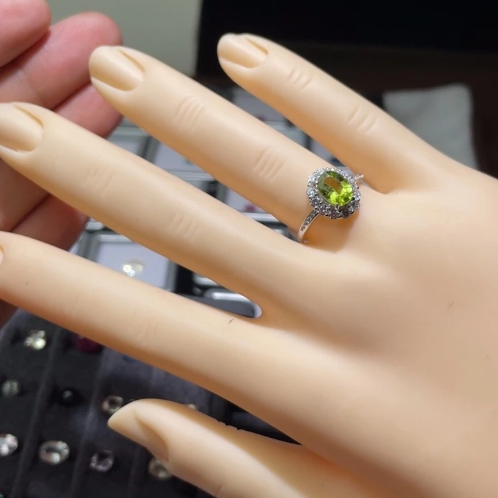 橄榄石戒指银S925镶嵌天然橄榄女戒指