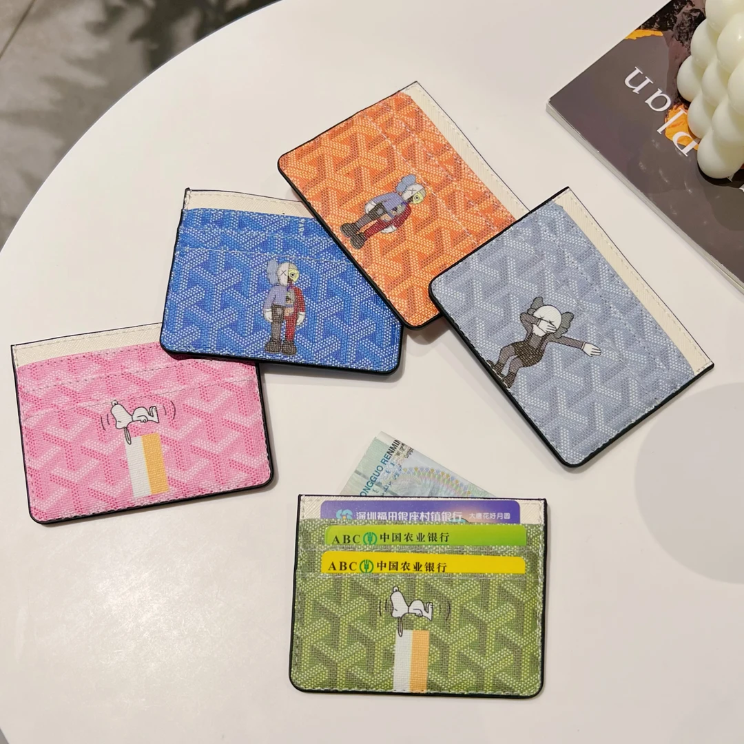 欧美狗牙联名KAWS卡通皮套钱夹街头潮流证件包卡包插卡时尚小卡包