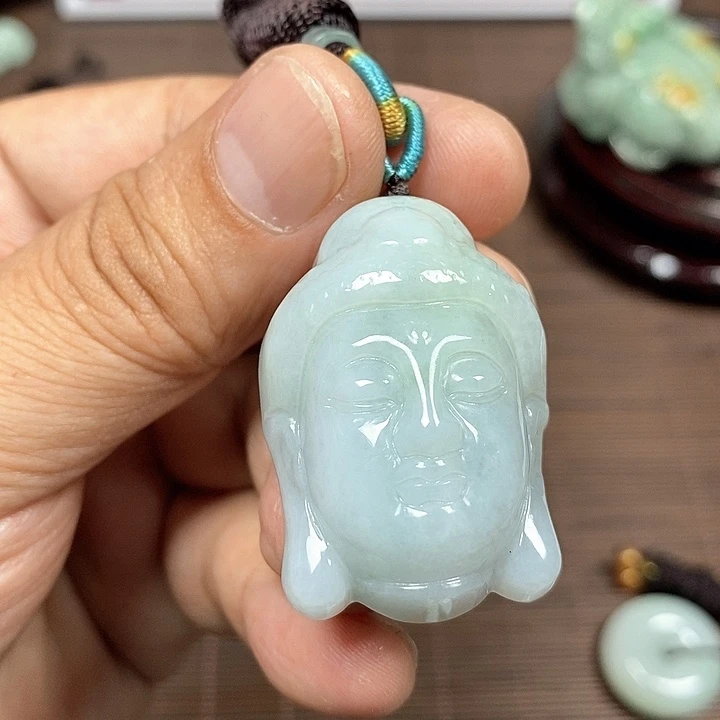 颈饰未镶嵌翡翠天然翡翠玉A货配证书
