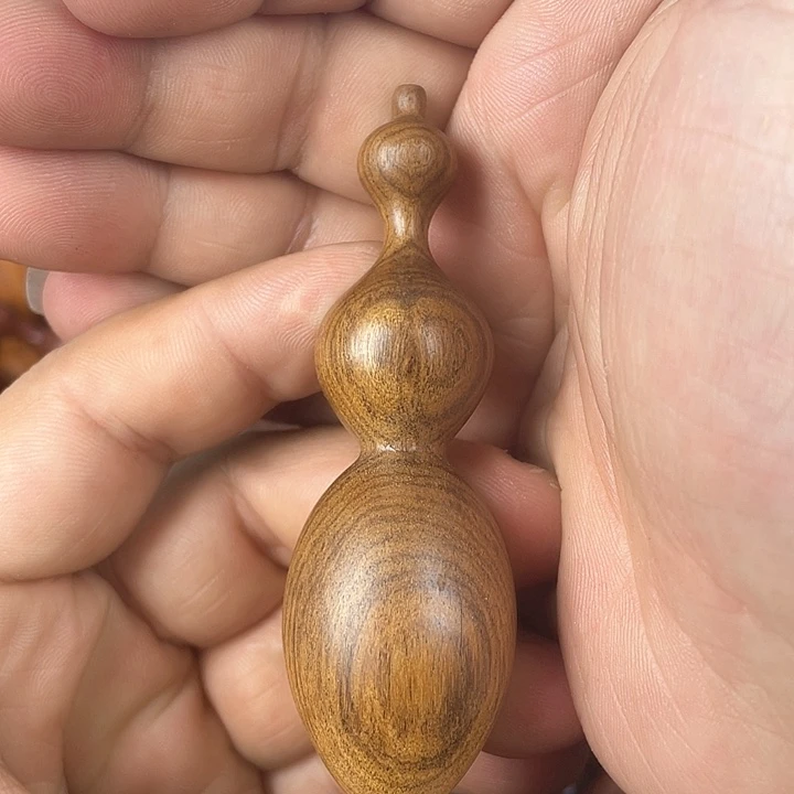 木只****猫非洲檀香手把件葫芦