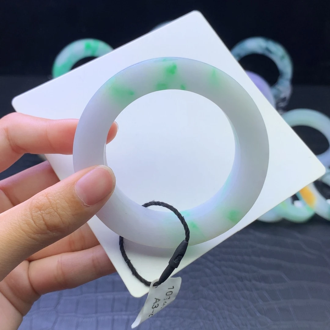 定制翡翠正未镶嵌