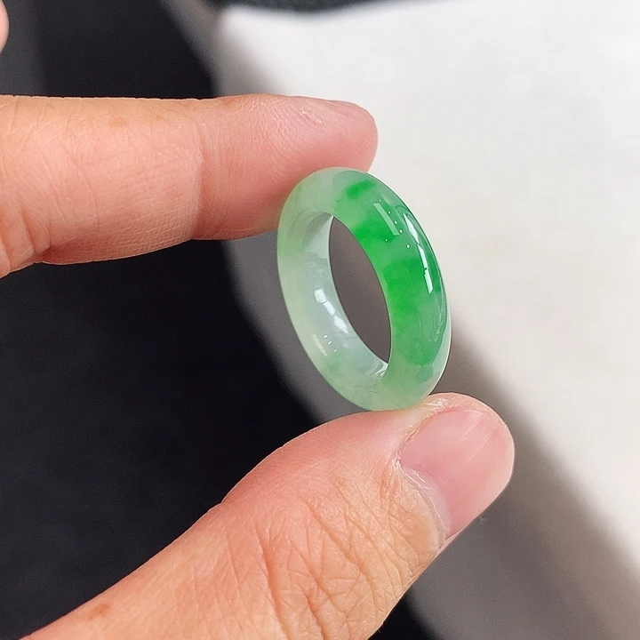 翡翠未镶嵌戒指12-13号