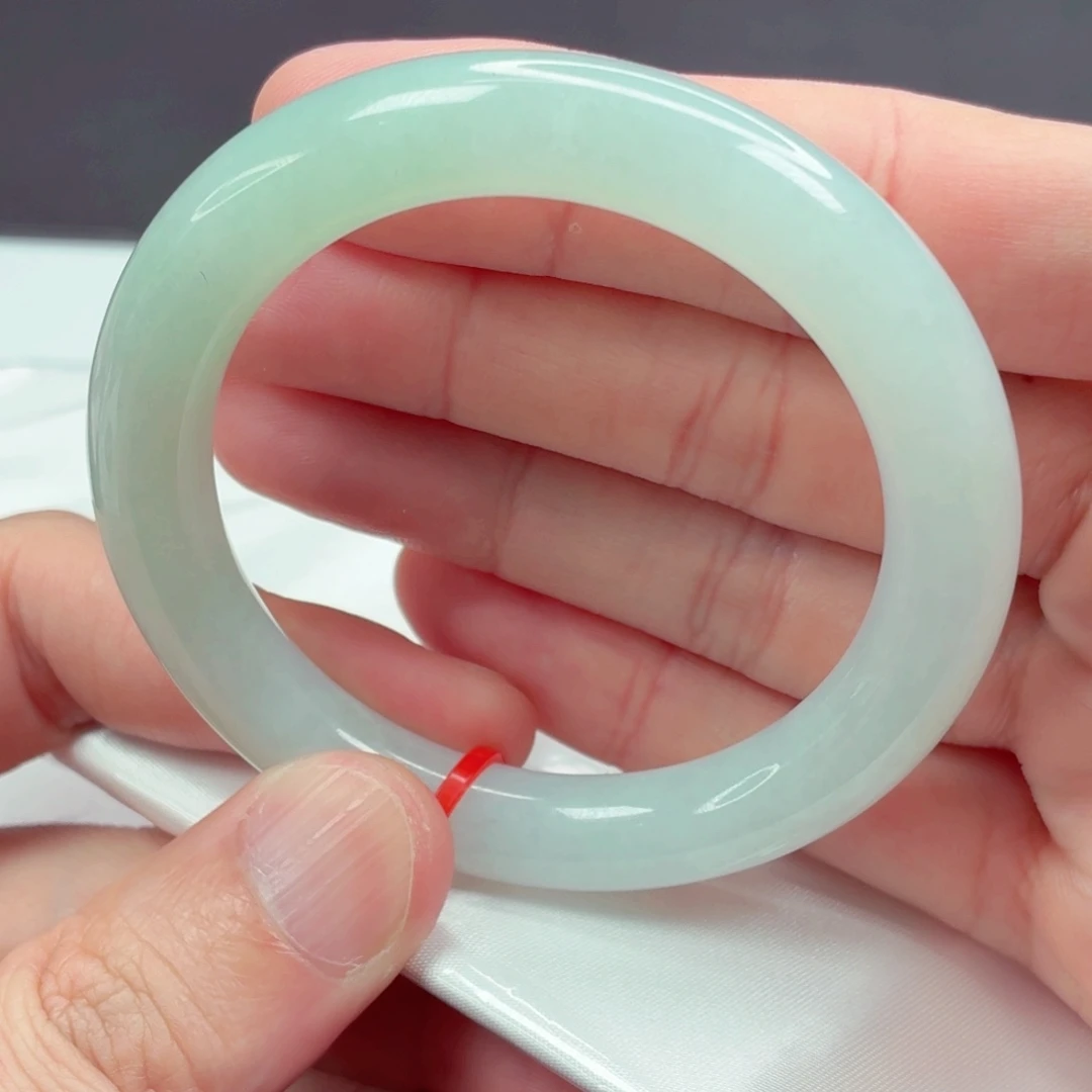 翡翠未镶嵌手镯52.5圈