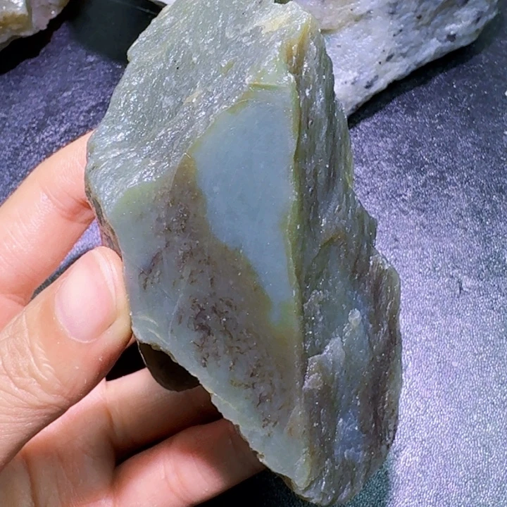 未镶嵌和田玉（糖玉）珠宝半成品