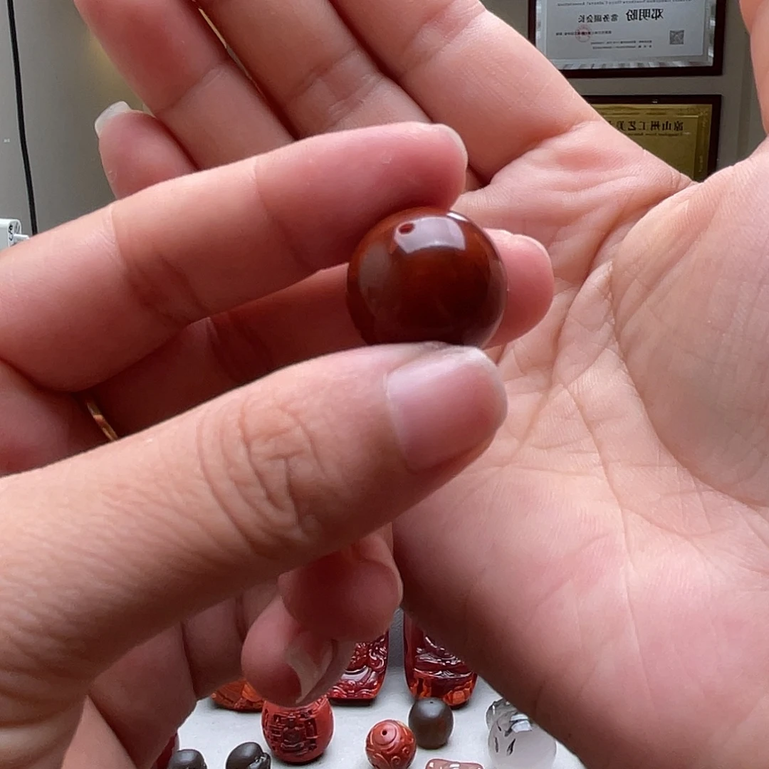 未镶嵌定制南红玛瑙