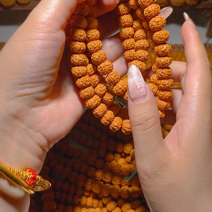 金刚菩提吊坠兔***亚金刚