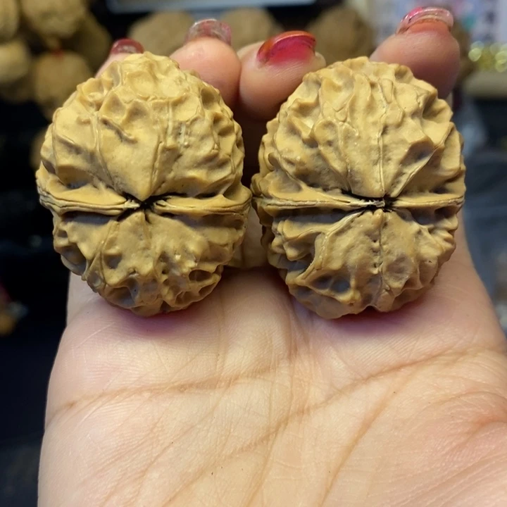 文玩核桃吊坠27凤凰牡丹