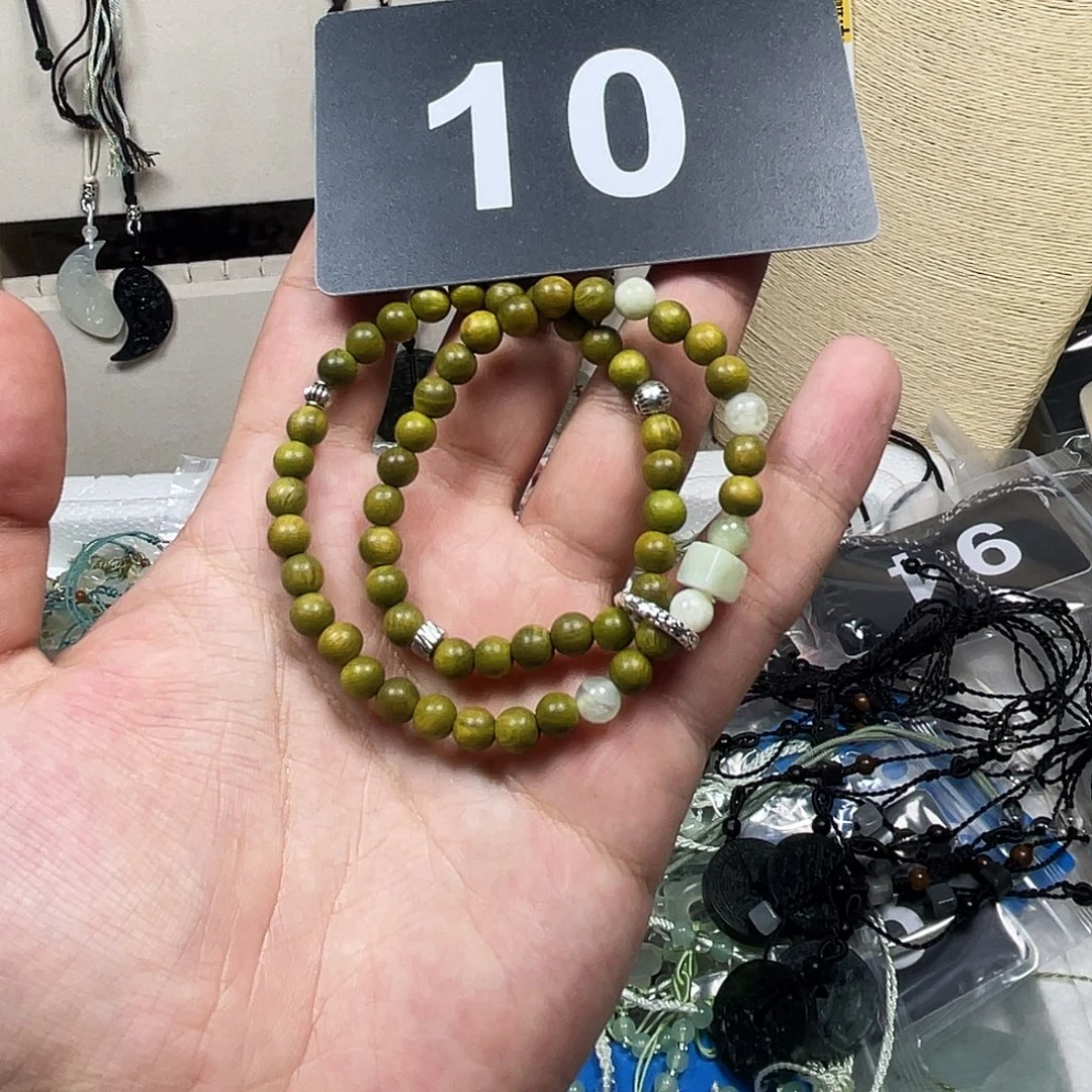 蛇纹石玉合金颈饰