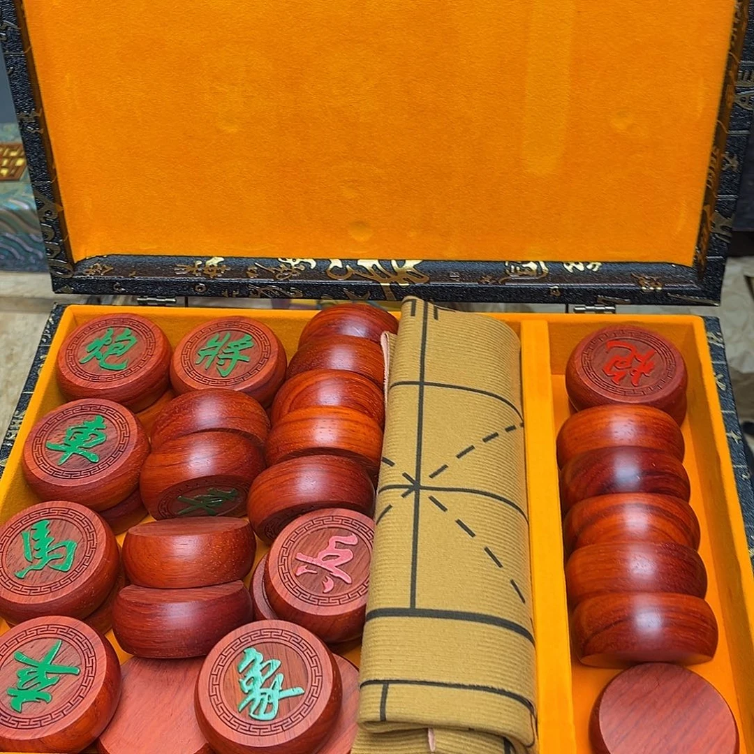 大叶紫檀（黑酸枝木类）