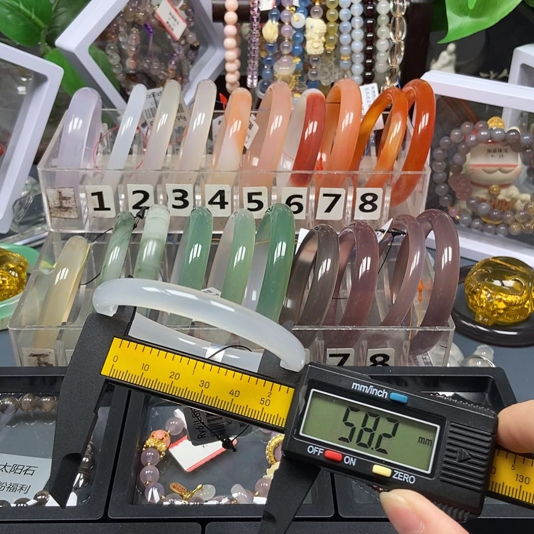 玛瑙/玉髓手镯未镶嵌16