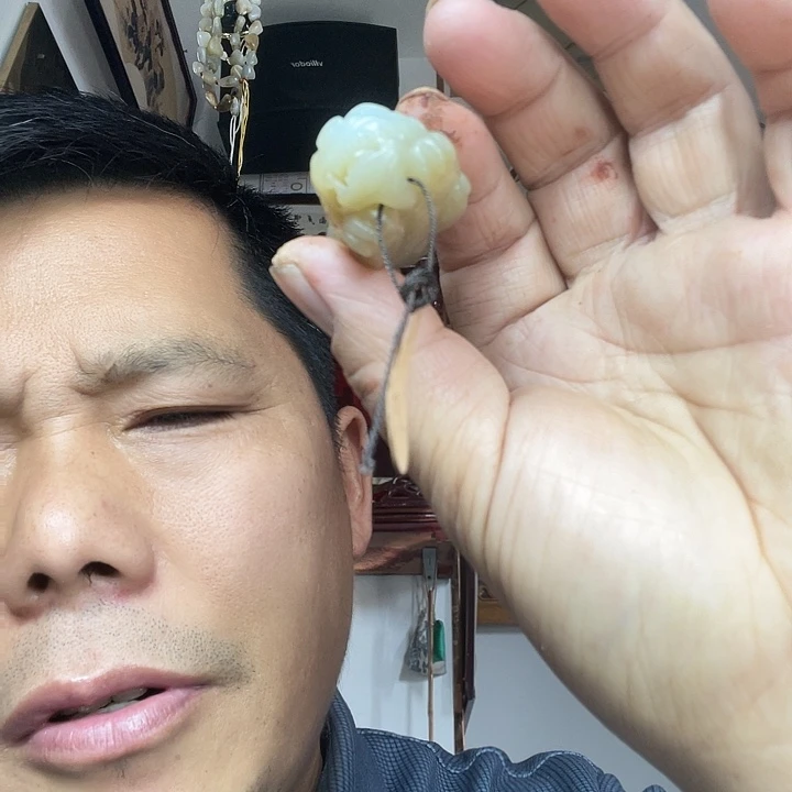 未镶嵌和田玉车挂张*岚