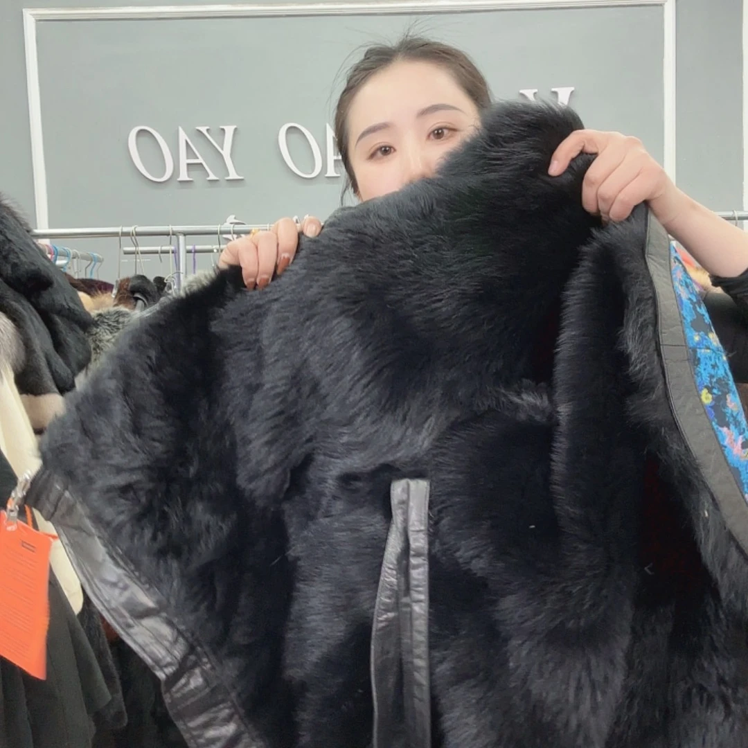 姚小妖家高端皮草