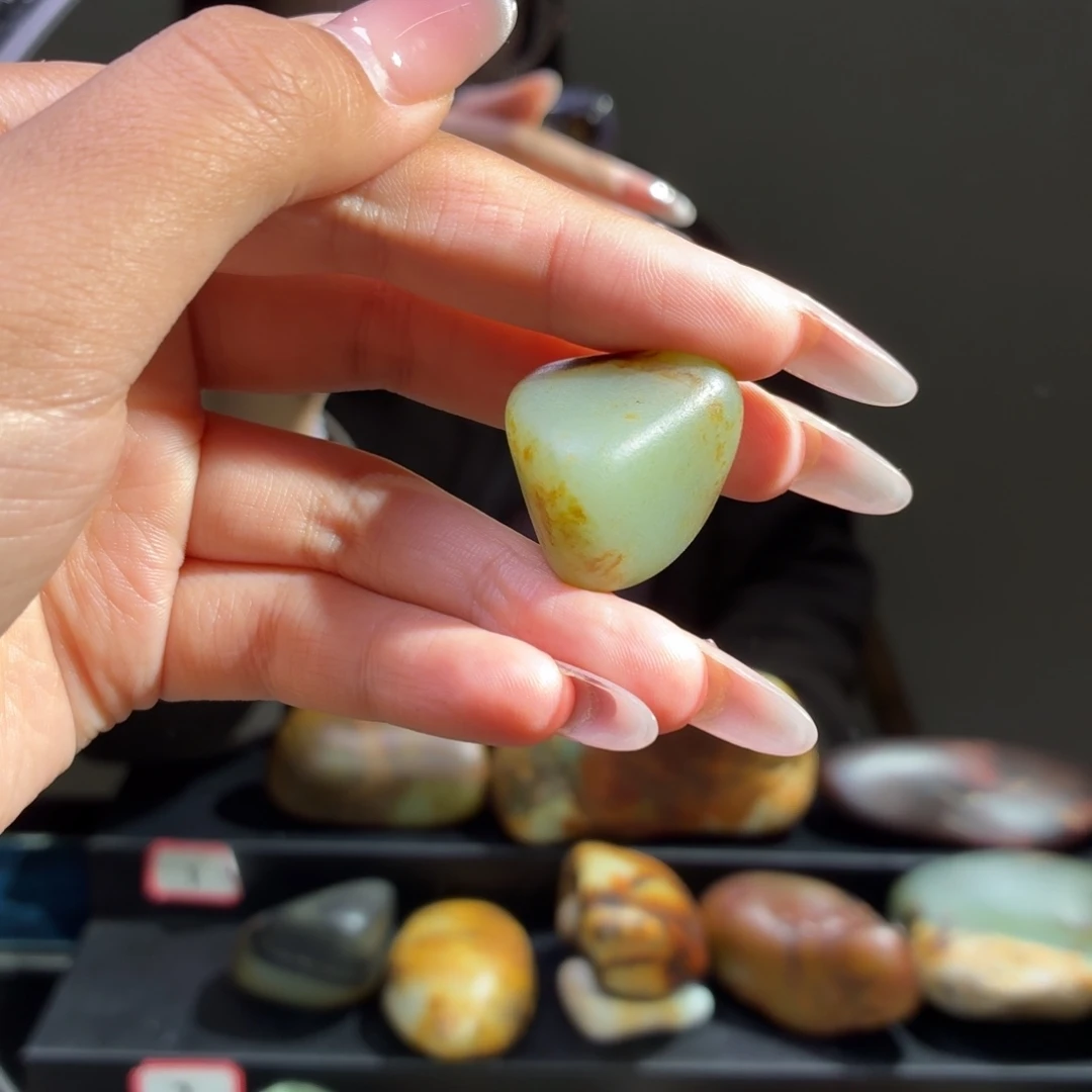 和田玉未镶嵌挂件17.3