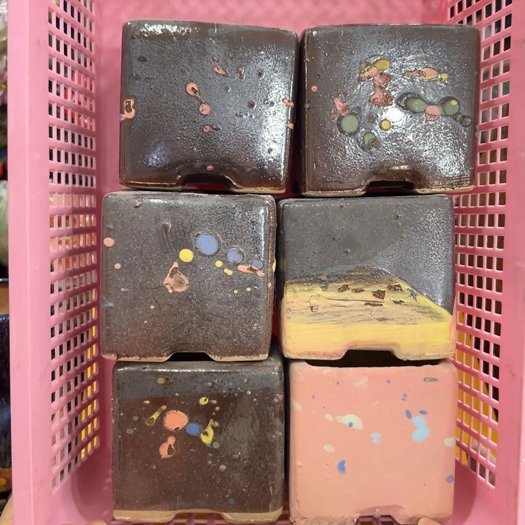 瑕疵2729 满20元发货，爱退款拉黑