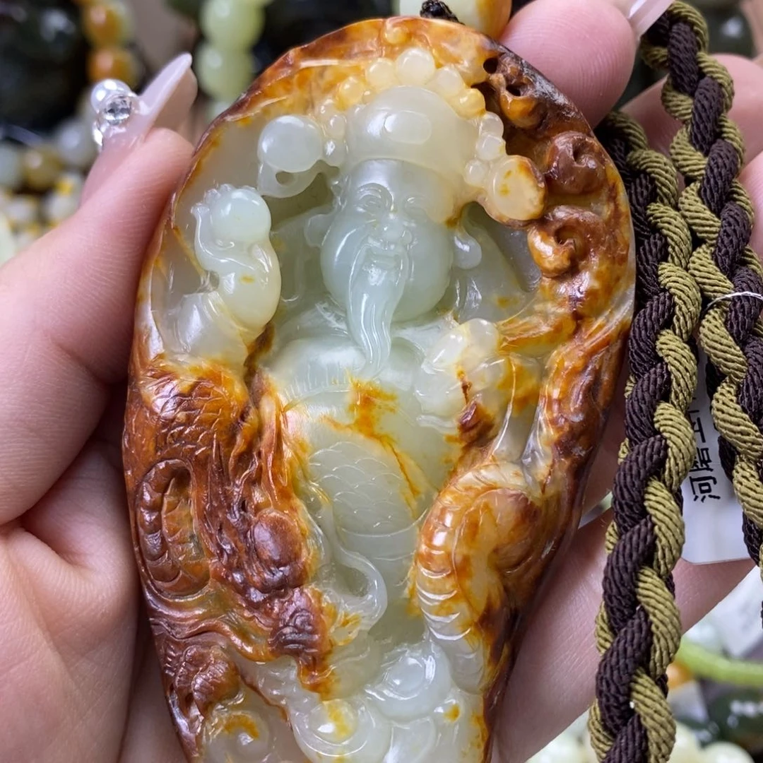 透闪石质玉未镶嵌把件