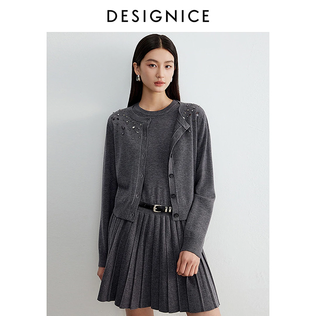 迪赛尼斯气质通勤格雷系灰色开衫圆领毛针织衫