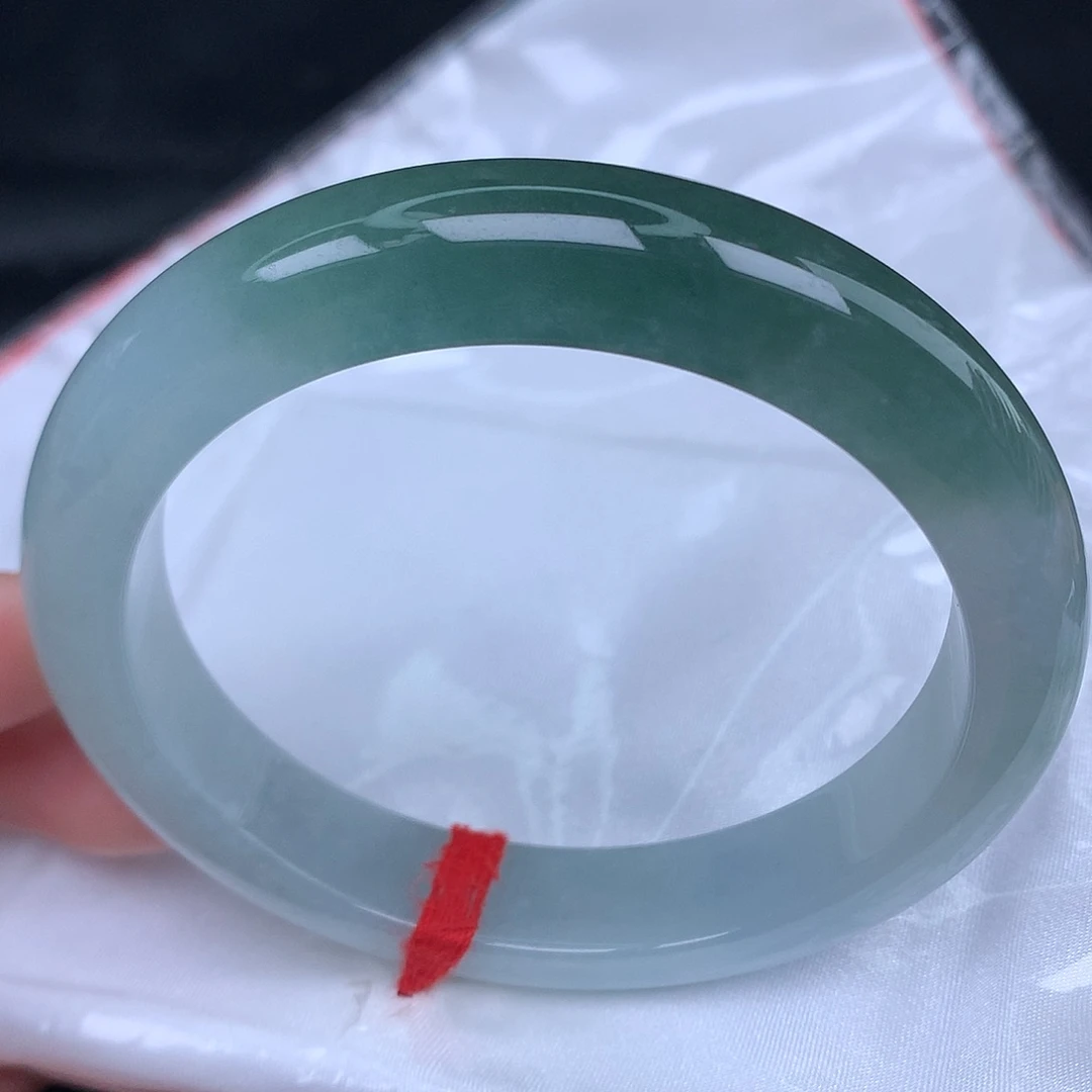 翡翠未镶嵌手镯天然