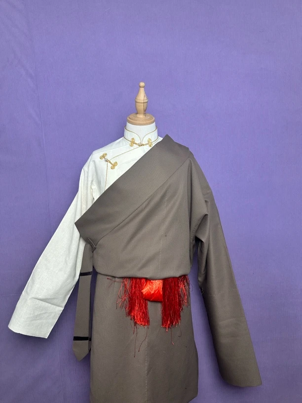 拉萨款式男士藏袍 都是手工制作