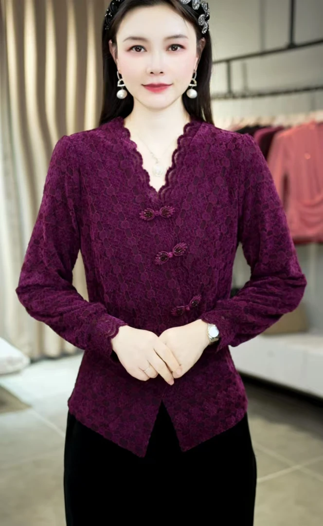 2025秋冬新款冬季加绒长袖蕾丝V领复古中国风加厚休闲外穿上衣