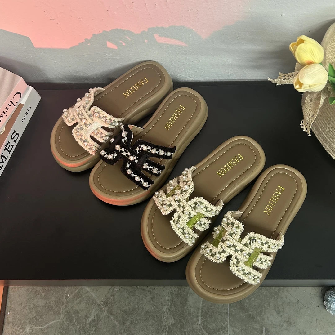 2025夏季新款小香风厚底拖鞋女外穿软底仙女风配裙子珍珠沙滩凉拖