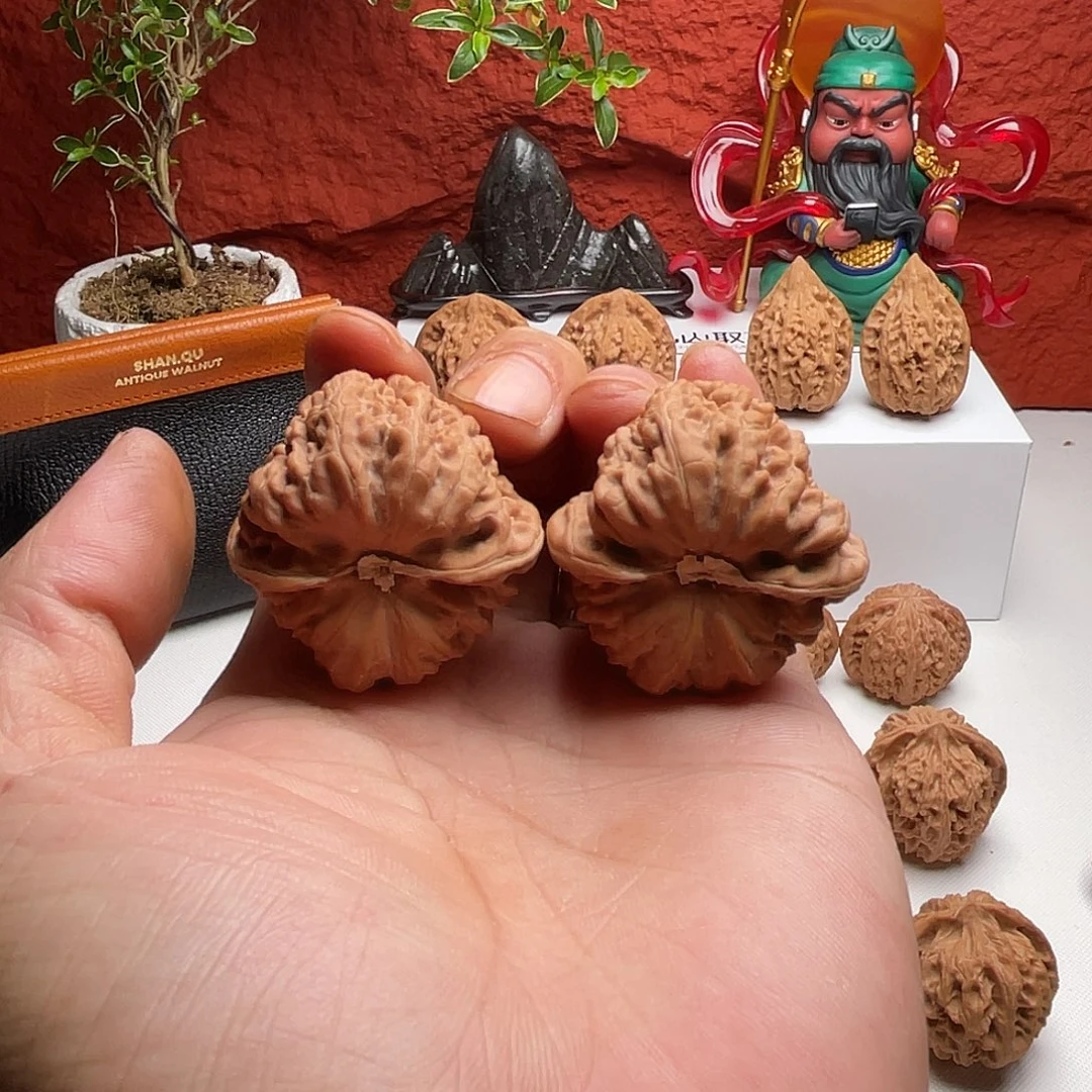 吊坠文玩核桃凹底