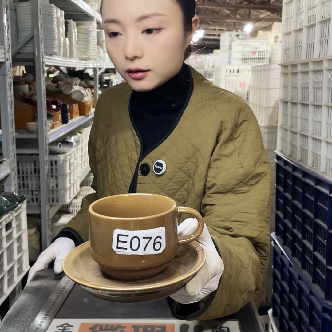 瓷片076            4杯4碟