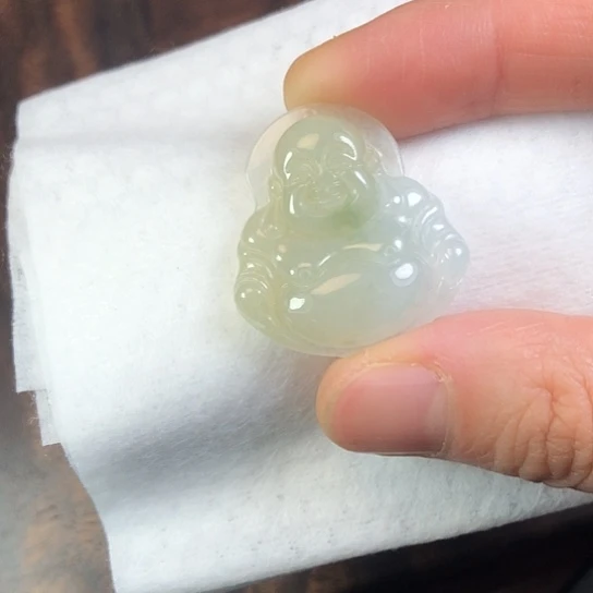 翡翠未镶嵌颈饰缅甸A货，每天下午1点半开播