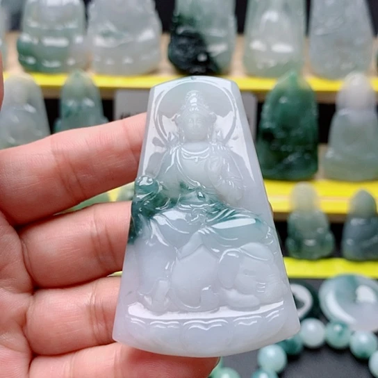 吊坠(不含链)未镶嵌翡翠普贤菩萨