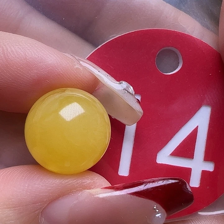 蜜蜡未镶嵌珠宝奇石13mm鸡油黄圆珠