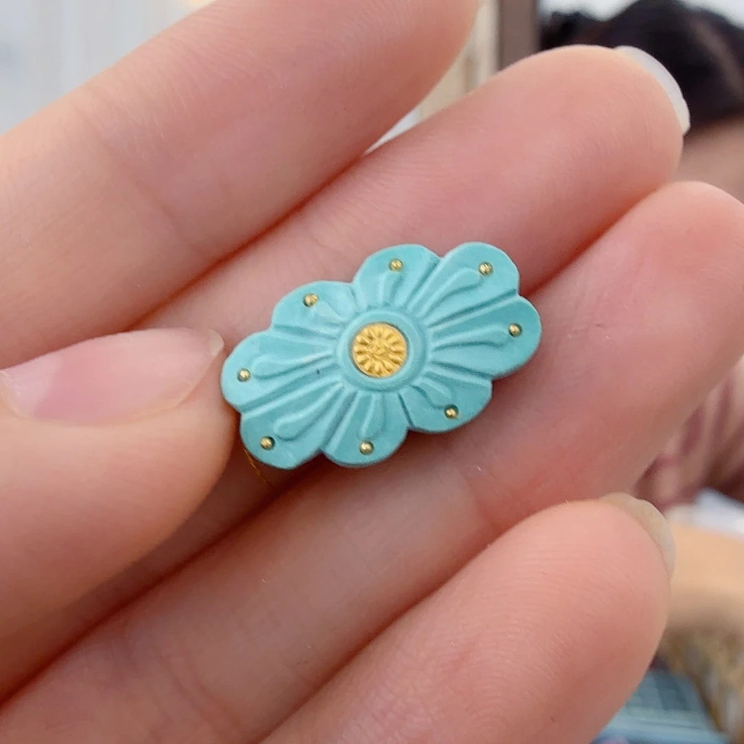 绿松石未镶嵌珠宝奇石