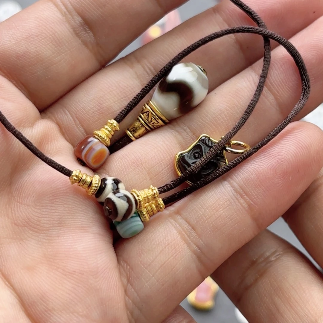 红***乐未镶嵌文玩配饰玛瑙/玉髓