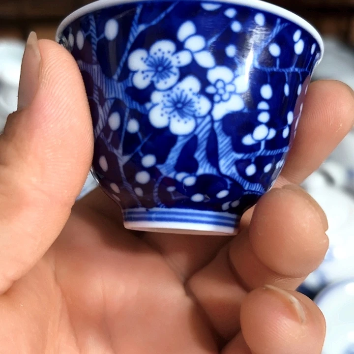 景德镇陶瓷小茶杯