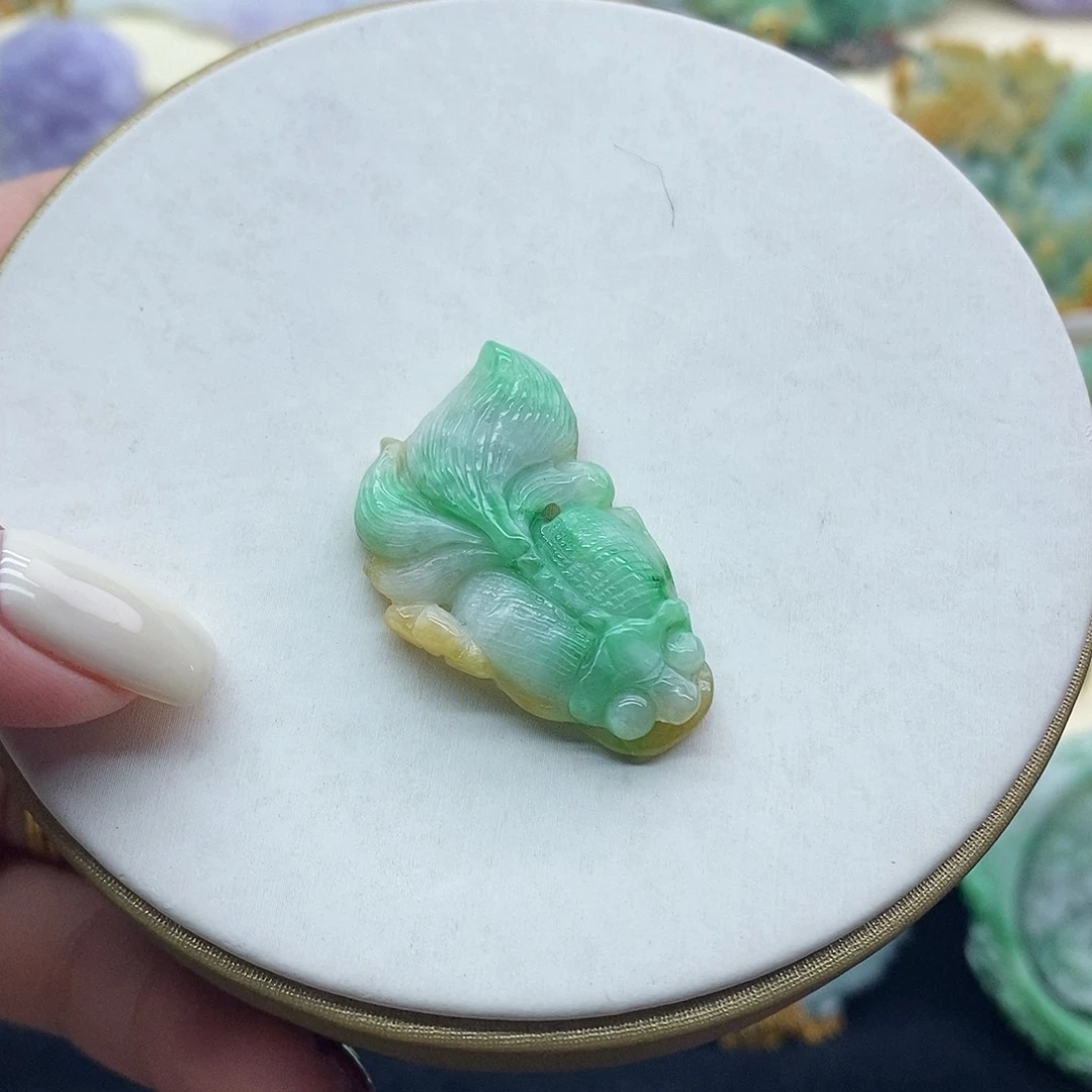 翡翠未镶嵌吊坠(不含链)