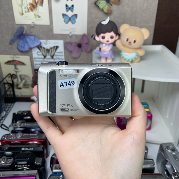 9新 Casio/卡西欧 卡西欧zr300高端机功能正常配件齐全屏幕小暗角